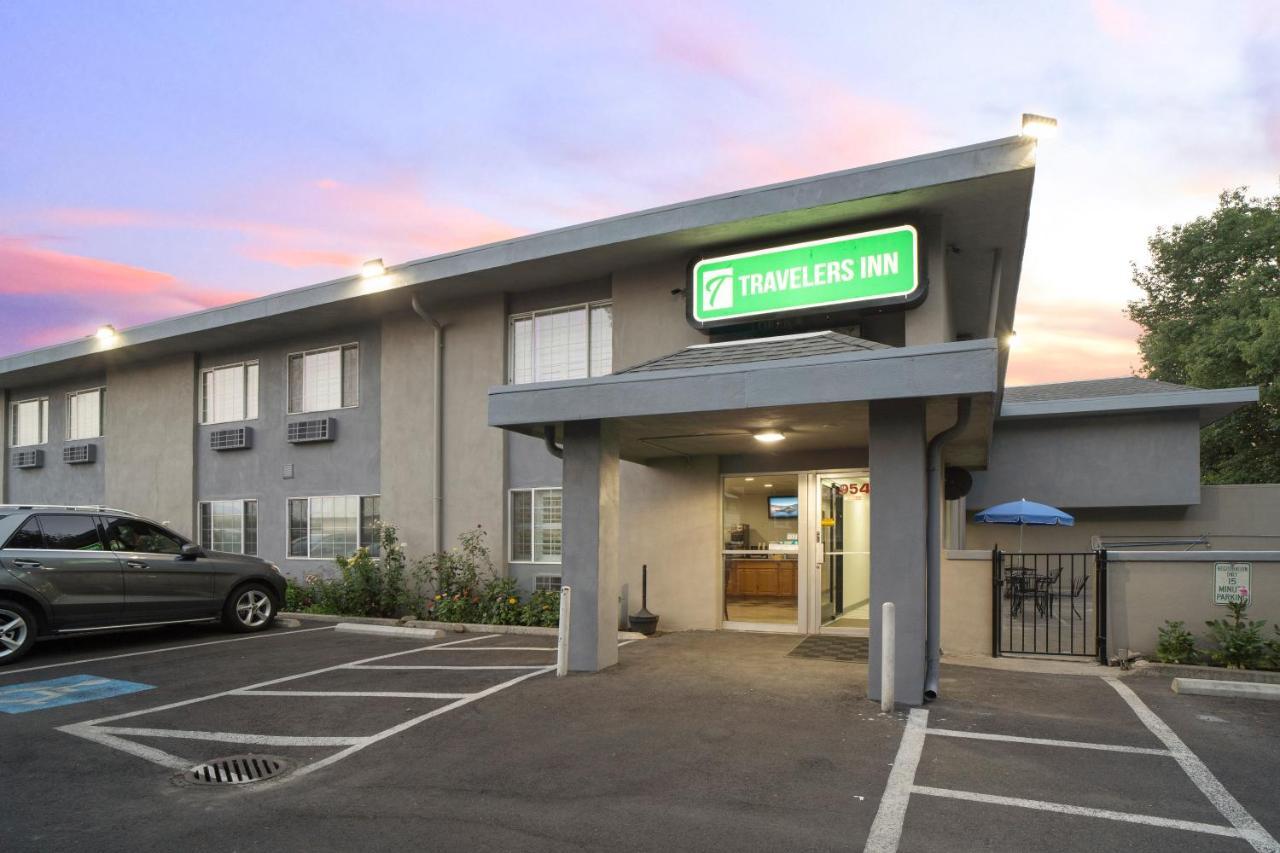 Travelers Inn Медфорд Экстерьер фото