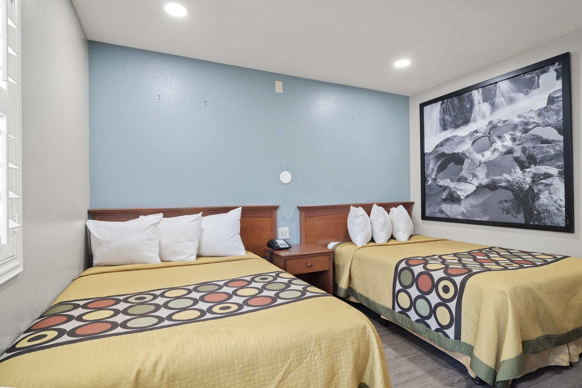 Travelers Inn Медфорд Экстерьер фото